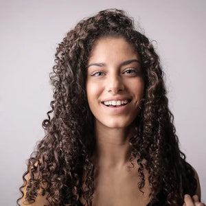 How to Care for Curly Hair with the Best Products in the USA